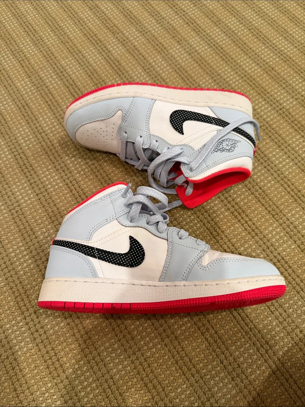 Jordan Kids High-Top Sneakers in Light Gray and Red